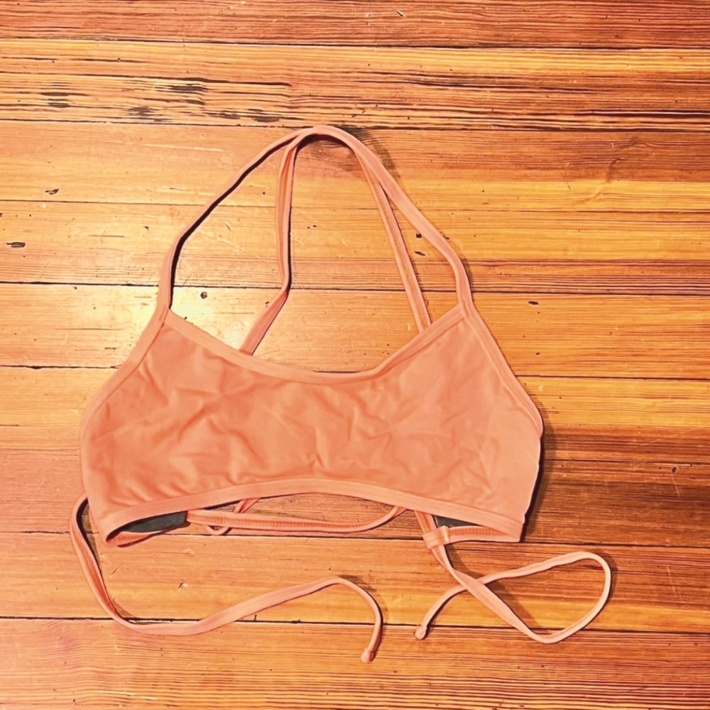 Jolyn Grayson top